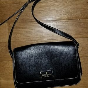 Black Kate spade purse